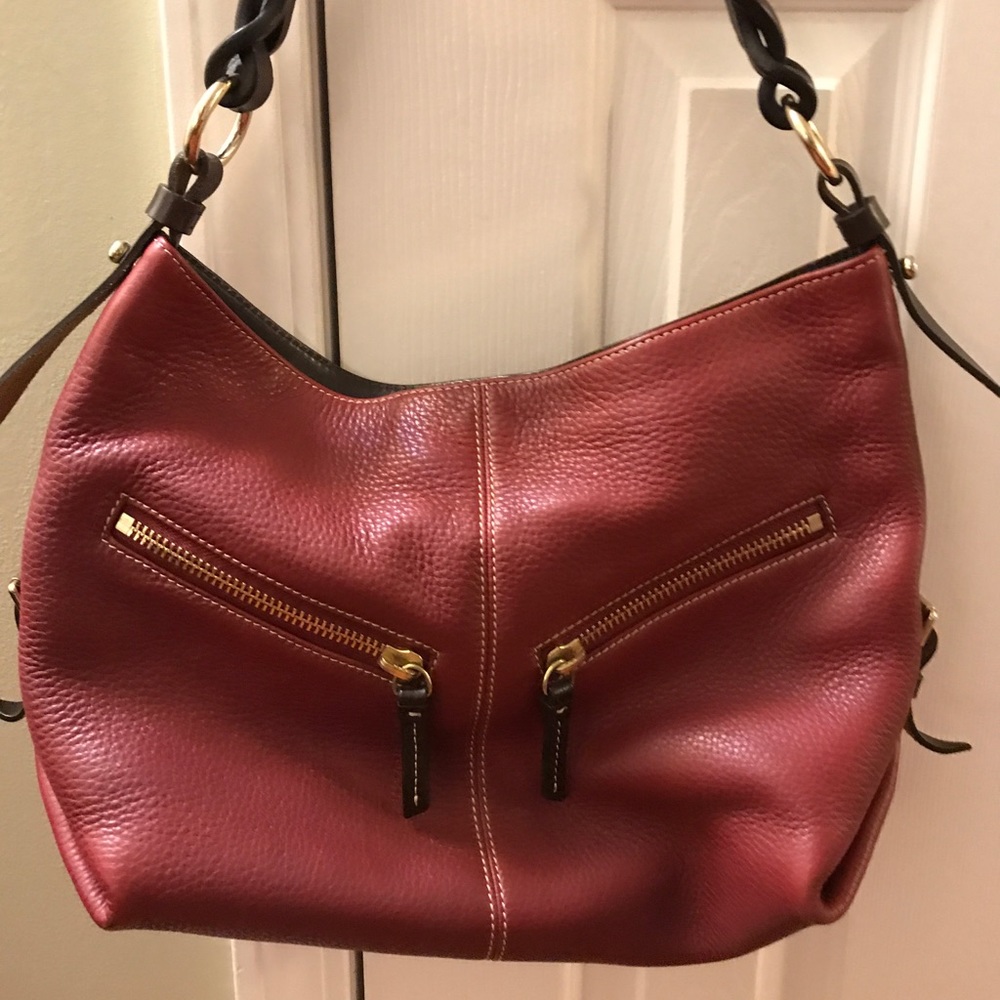 Dooney & Bourke leather shoulder bag